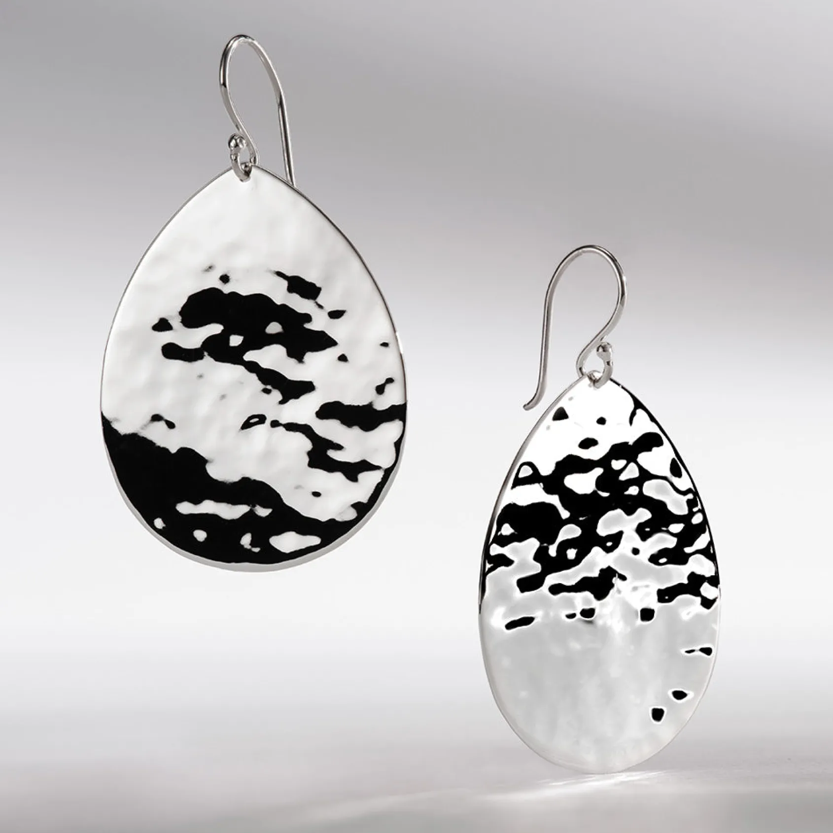 Crinkle Medium Teardrop Earrings