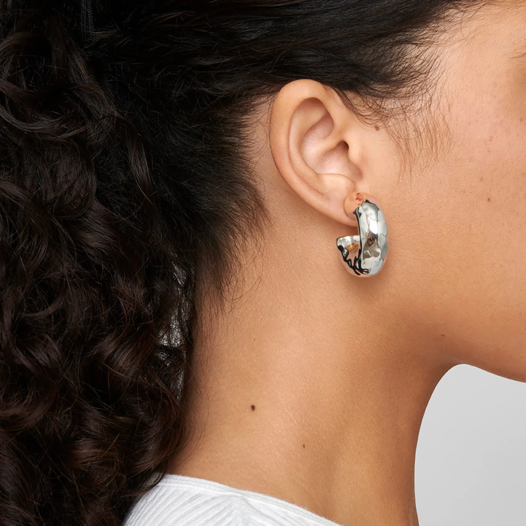Thick Hammered Round Hoop Earrings
